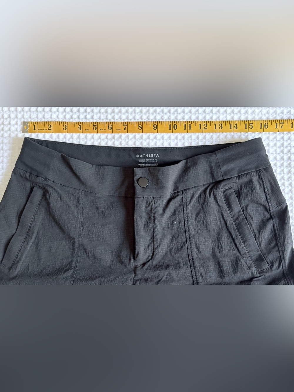 Athleta shorts, Wms size 10 - Picture 6 of 9